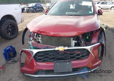 2025 Chevrolet Trax Fwd Lt z USA, uszkodzony, nr VIN KL77LHEP4SC054250